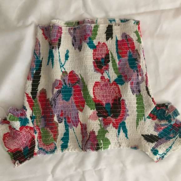 Cropped, ruched multi colored top - Picture 2 of 2